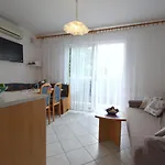 Sunny 1 Apartament