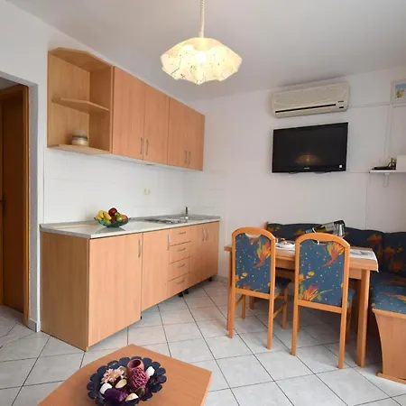 Sunny 1 Apartment
