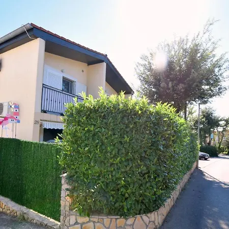Apartment Sunny 1 *