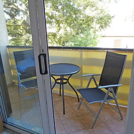 Sunny 1 Apartament *