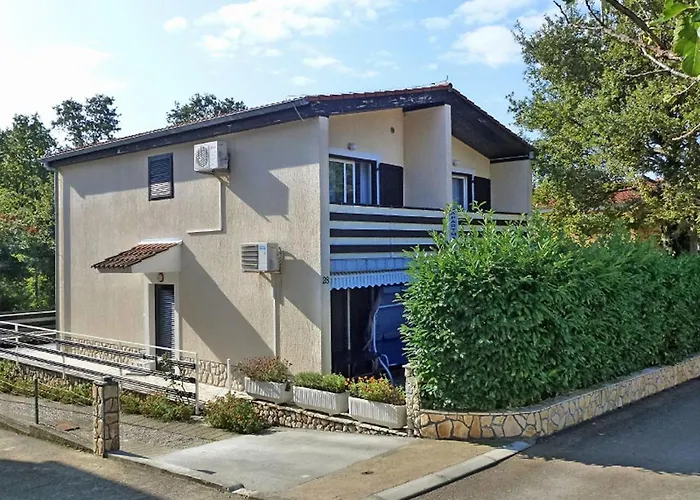 Appartement Sunny 1 *